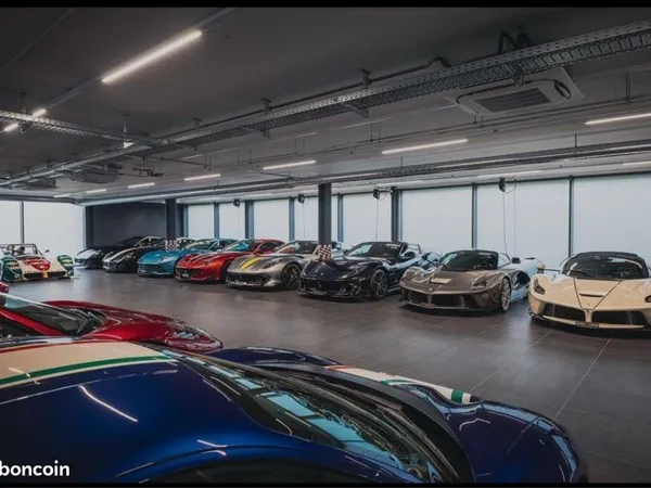 Place de parking à louer pour voiture collection