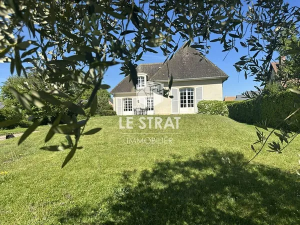 Maison Vente Éterville 7p 210m² 499000€