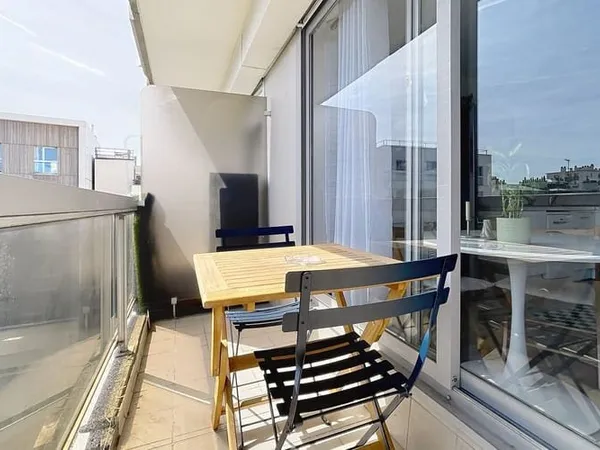 Studio 1 pièce 27 m²