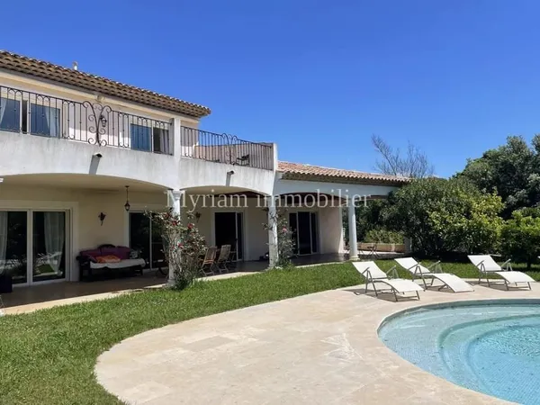 Maison 6 pièces 171 m²