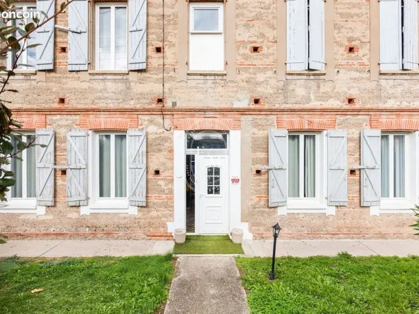 Maison 12 pièces 297 m²