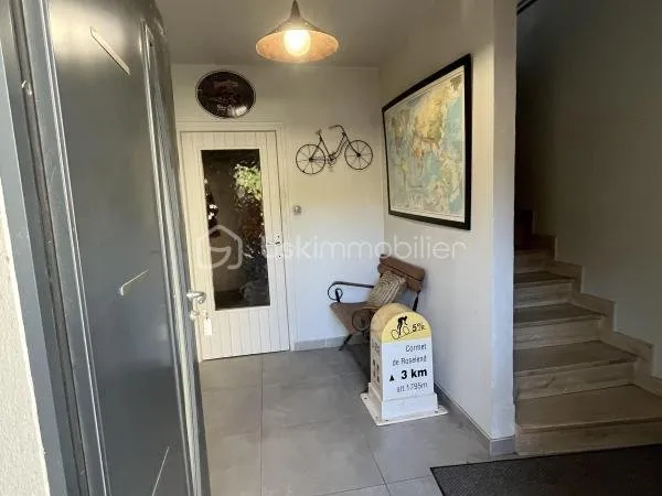 Charmante Maison de village de 90m² (80 carrez) rénovée avec esprit Loft