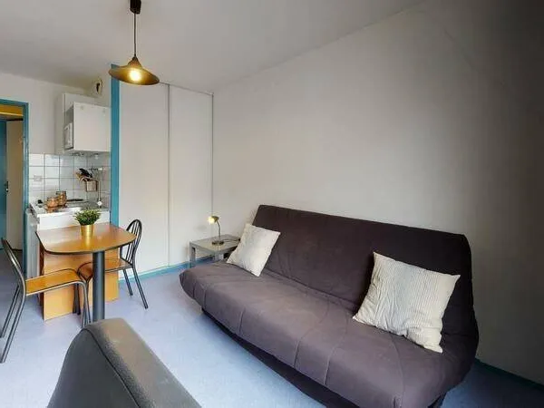 Studio 1 pièce 19 m²