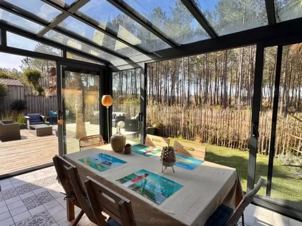 EXCEPTIONNEL AVEC JARDIN, JACUZZI et VUE FORÊT !!!