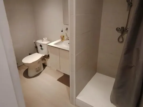 Marseille - A LOUER T1 de 22m². Loyer: 530€