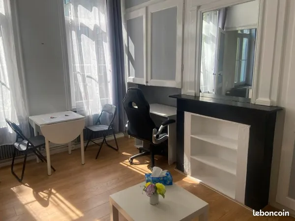 Loue studio etudiant quartier vauban 3 mn de la catho