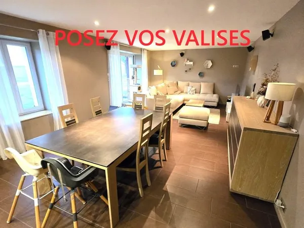 Maison de village 291 m2 complètement rénovée