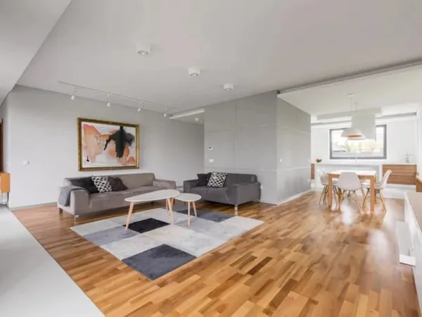 Maison 6 pièces 212 m²