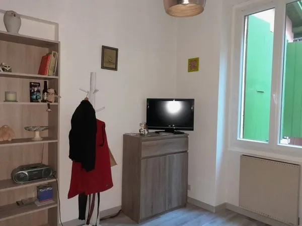 Studio proche centre-ville et Thermes
