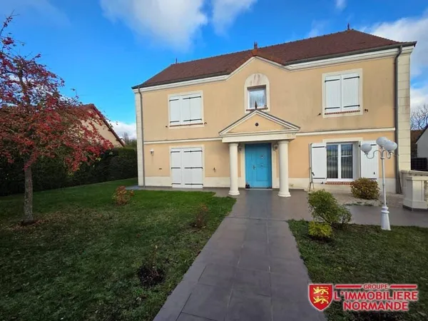 Maison 7 pièces 260 m²