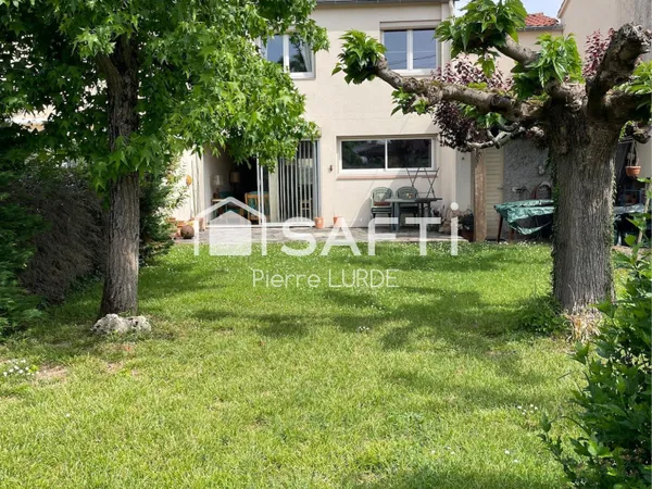 Maison T5 de 106 m2 avec garage et jardin de 300 m2
