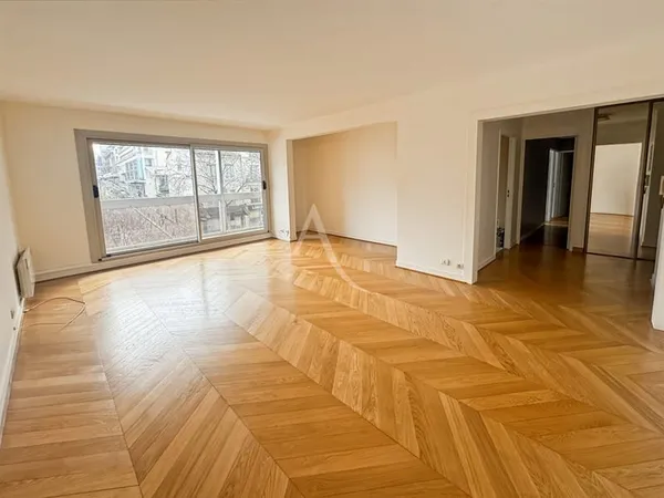 Appartement Paris 3 pièce(s) 70m² + Balcon de 12m²