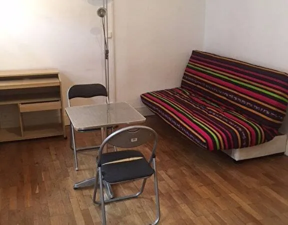Studio 1 pièce 23 m²