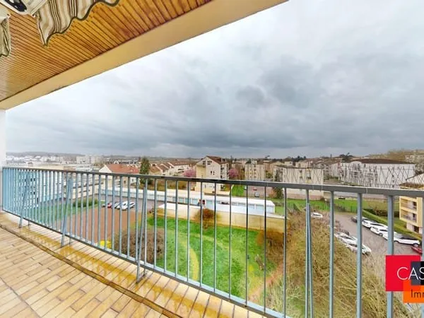 METZ SABLON - T4 avec 2 chambres - balcon - cave et garage
