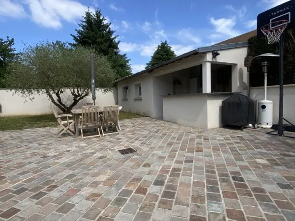 Exclusivité Etrechy pavillon 130 m2 tout confort sur 730 m2