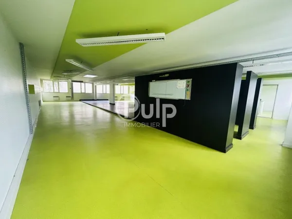 Bureaux Open Space 235m2 - Emplacement premium