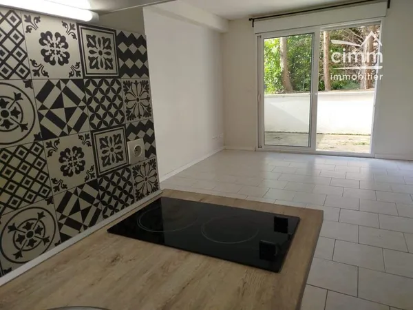Studio avec terrasse Saint Cyr en val