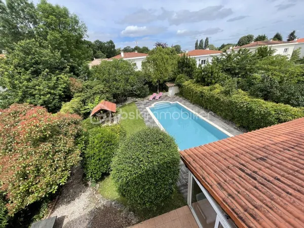 Maison 6 pièces 172 m²