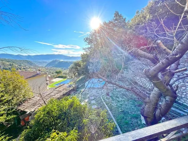 FALICON - Maison ind. 4P - 135 m² - Terrain 1700 m² - Terrasses Jardin Garage Atelier - 510.000 €