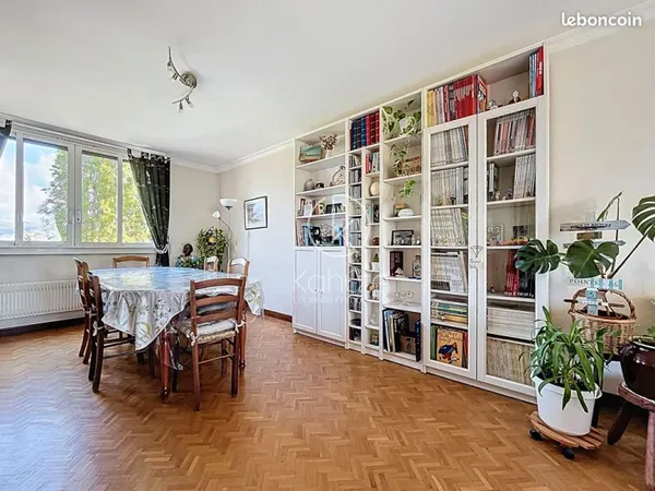 Appartement 7 pièces 135 m²