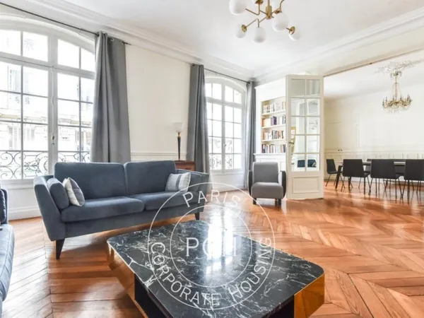 Paris 16e, 6 pièces meublé refait à neuf