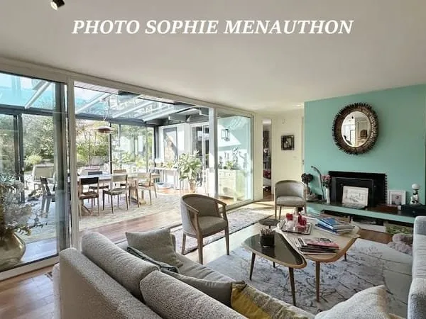Maison 9 pièces 250 m²