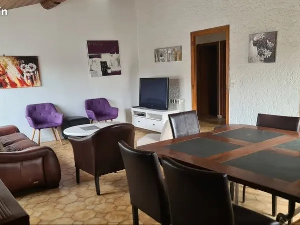 Apt 100 m2 meublé 3 chambres