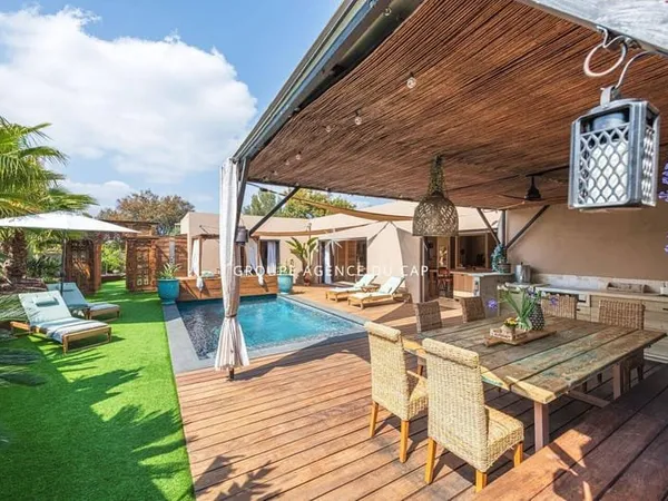 Maison de plain-pied 5 pièces 165 m²