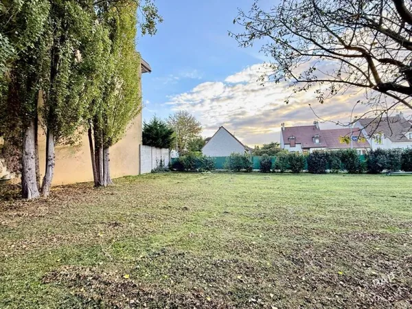 Terrain 292 m²