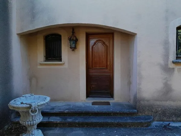 CAUMONT SUR DURANCE - ENTRE CAVAILLON ET AVIGNON - MAISON DE 156 M² HAB - TERRAIN DE 1500 M² - PISCI