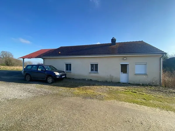 À Vendre : Bâtiment Polyvalent à Saint-Sébastien