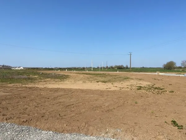 Terrain 702 m²