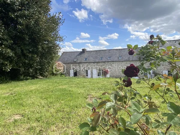 Maison 8 pièces 170 m²