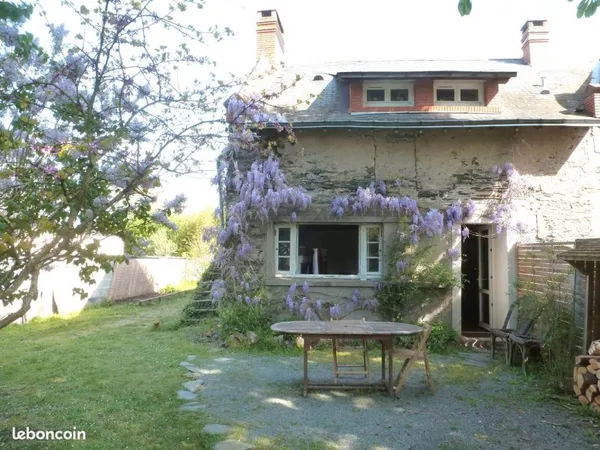Maison 2 chambres avec jardin proche des commerces