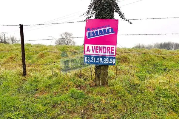 Terrain constructible 1117 m²