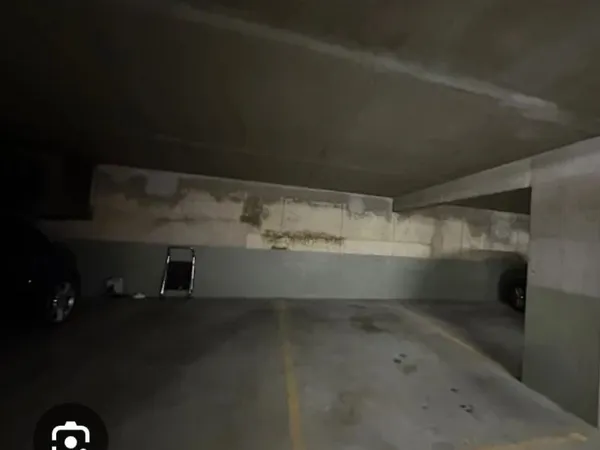 Location d'une place de parking souterrain