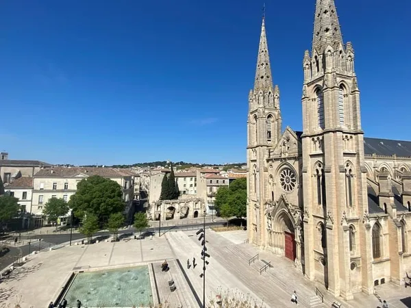 NIMES PORTE AUGUSTE / FAC DES SCIENCES - T4 AVEC 2 TERRASSE