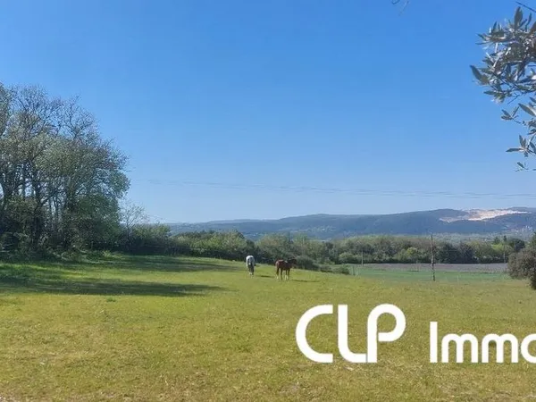 Propriété 10 pièces 250 m²