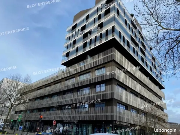 Bureaux 397 m²