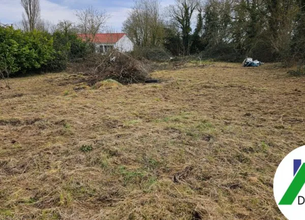 TERRAIN CONSTRUCTIBLE VIABILISÉ