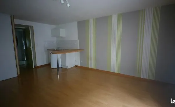 Studio 27.62m² centre ville Alençon proche hopital