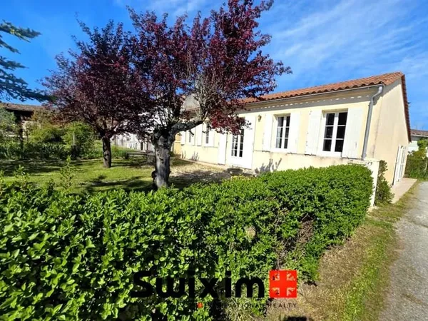 Maison de 90 m² sur la commune de SAINT SEURIN DE CADOURNE avec dépendances et garage