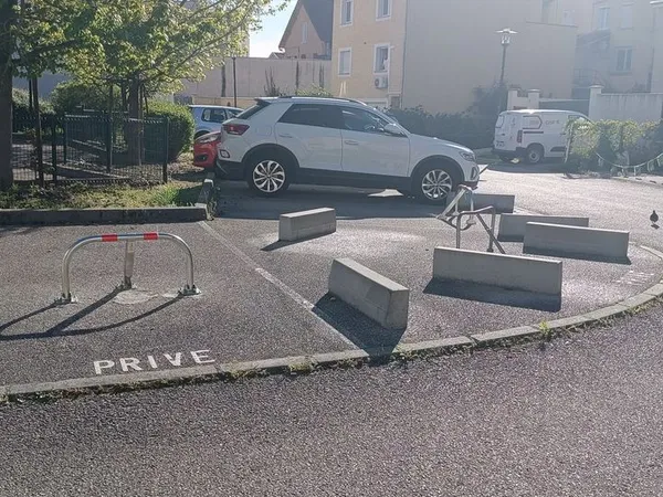 Parking Sécurisé et pratique d'accès