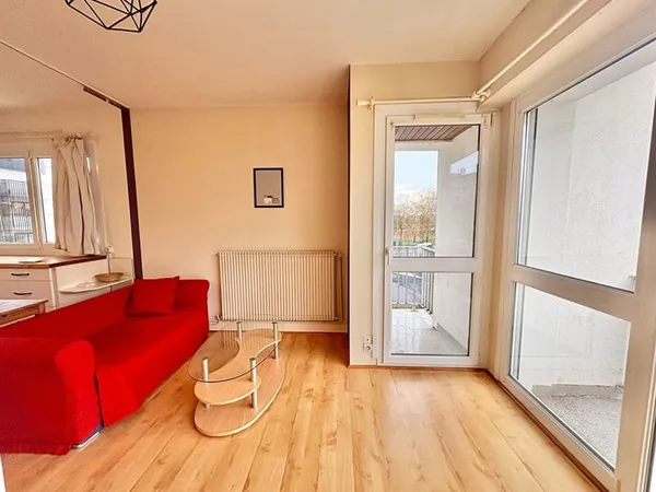 A LOUER - NANTES PETIT PORT/FACULTES - Appartement de Type 1 MEUBLE de 34.06 m²