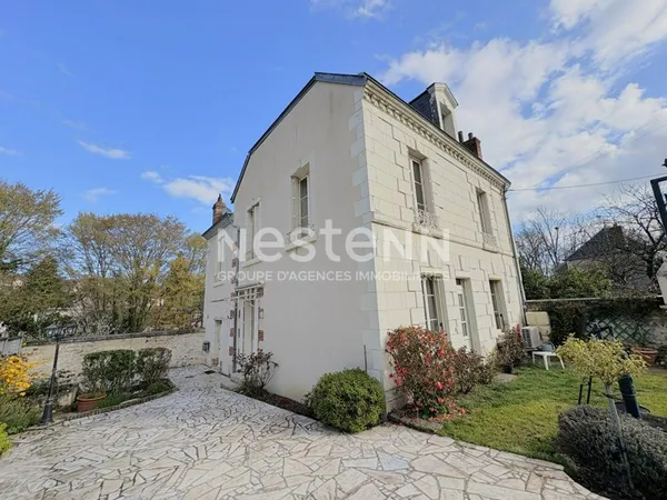MAISON BOURGEOISE 4 CHAMBRES À VENDRE SUR VALENCAY PROCHE COMMERCES ET ÉCOLES (INDRE 36)