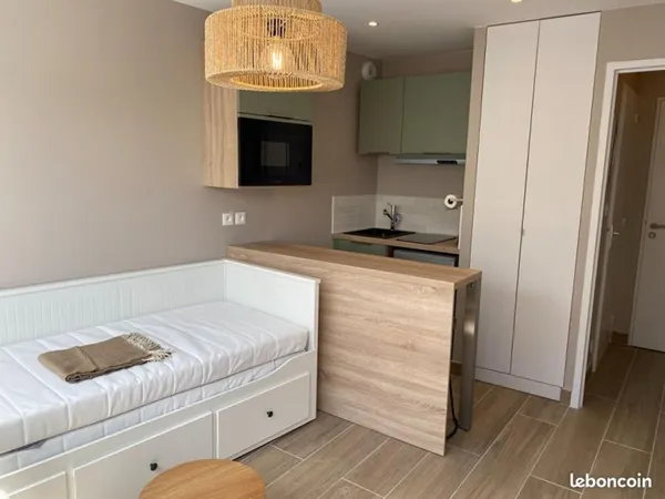 Studio 1 pièce 16 m²