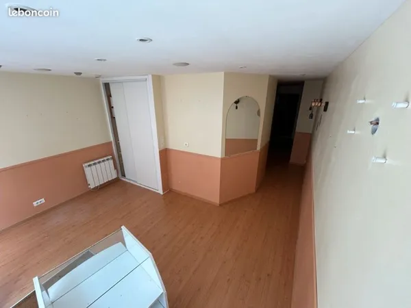 Local commercial