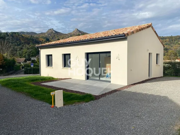 À VENDRE - Maison neuve de plain-pied - 3 chambres - Normes RE 2020 - Jaujac