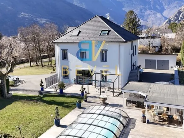 (73) SAVOIE - LA CHAMBRE / Propriété d'exception