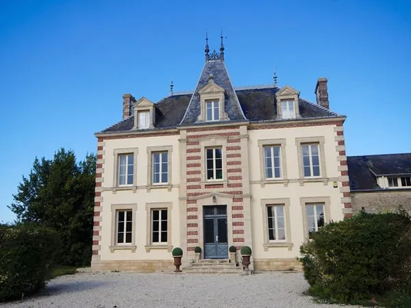 CALVADOS Demeure de prestige Vierville Sur Mer 13 pièce(s) 358 m2 et 1.1 ha